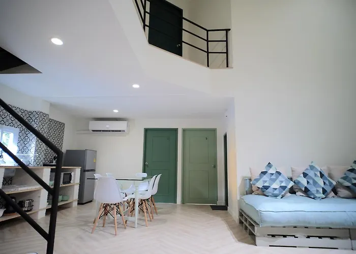 Baan Khun Pra Duplex Rm3 Apartment *