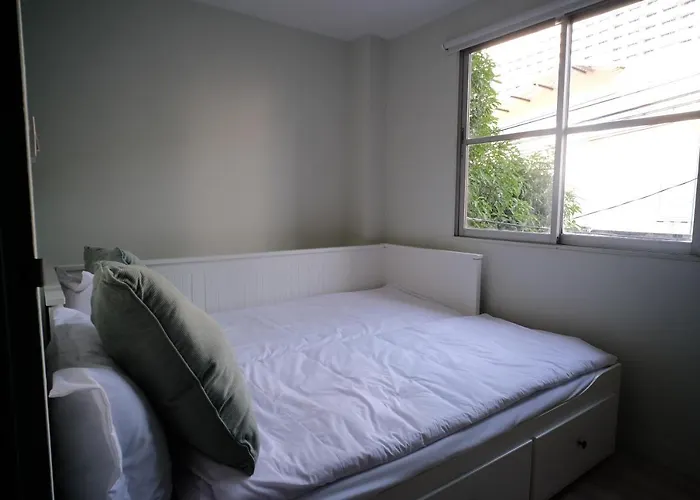 Apartment Baan Khun Pra Duplex Rm3