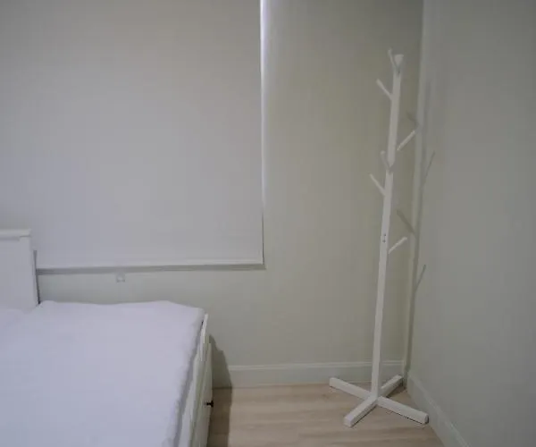 Baan Khun Pra Duplex Rm3 Apartment *