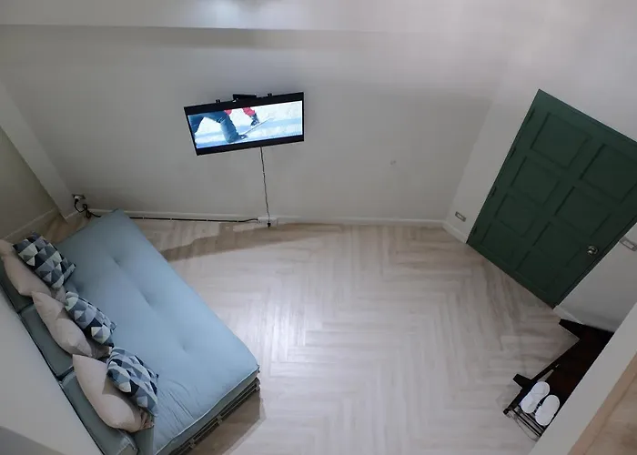 Apartment Baan Khun Pra Duplex Rm3