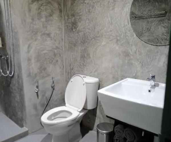 Apartment Baan Khun Pra Duplex Rm3