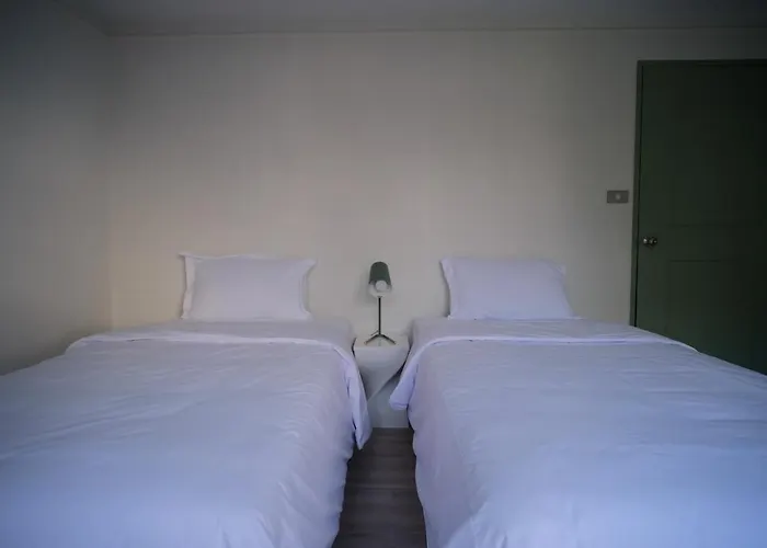 Baan Khun Pra Duplex Rm3 Apartment Bangkok
